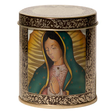 Cargar imagen en el visor de la galería, Caja 12 velas arómatica con olor a rosas virgen de guadalupe