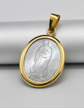 Cargar imagen en el visor de la galería, Medalla Virgen de Guadlaupe Madre perla con bisel Oro 14 k