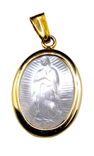 Cargar imagen en el visor de la galería, Medalla Virgen de Guadlaupe Madre perla con bisel Oro 14 k