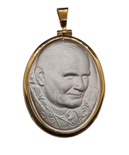 Cargar imagen en el visor de la galería, Medalla Plata Virgen de Guadalupe / Juan Pablo II