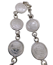Cargar imagen en el visor de la galería, Pulsera Plata / Medallas San Benito