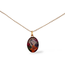 Cargar imagen en el visor de la galería, Medalla ChapaVirgen de Guadalupe naturaleza encapsulada