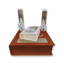 Cargar imagen en el visor de la galería, Set para Boda con Virgen de Guadalupe, Biblia Decorada, 2 Velas y Rosario, Estuche de Madera