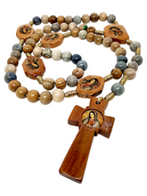 Cargar imagen en el visor de la galería, Rosario Artesanal Madera 4 Apariciones De La Virgen De Guadalupe