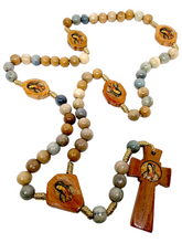 Cargar imagen en el visor de la galería, Rosario Artesanal Madera 4 Apariciones De La Virgen De Guadalupe