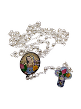 Cargar imagen en el visor de la galería, Rosario De Plata Con Naturaleza Muerta Encapsulada