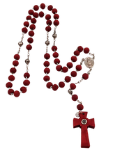 Cargar imagen en el visor de la galería, Rosario Palo de Rosa #6 | Con cruz de madera