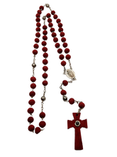 Cargar imagen en el visor de la galería, Rosario Palo de Rosa #6 | Con cruz de madera