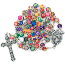 Cargar imagen en el visor de la galería, Rosario de colores | Medalla con Virgen de Guadalupe