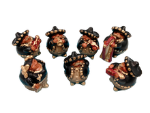 Cargar imagen en el visor de la galería, Juego de mariachi de barro