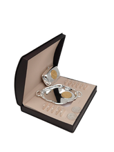 Cargar imagen en el visor de la galería, Set de Arras matrimoniales con monedas San Benito | Plata .925
