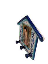 Cargar imagen en el visor de la galería, Porta llaves talavera Virgen de Guadalupe