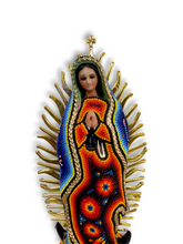 Cargar imagen en el visor de la galería, Virgen De Guadalupe Decorada Con Arte Huichol
