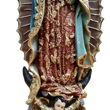 Cargar imagen en el visor de la galería, Virgen De Guadalupe De Resina Decorada
