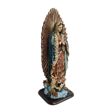 Cargar imagen en el visor de la galería, Virgen De Guadalupe De Resina Decorada

