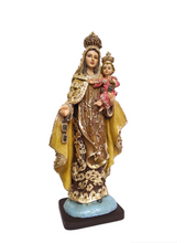 Cargar imagen en el visor de la galería, Virgen Del Carmen Decorada A Mano
