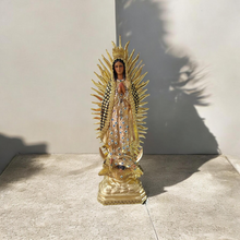 Cargar imagen en el visor de la galería, VIRGEN DE GUADALUPE DECORADO ARTESANAL

