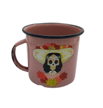 Cargar imagen en el visor de la galería, Taza de peltre Catrina
