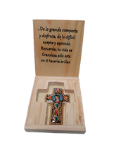 Cargar imagen en el visor de la galería, Cajita de Madera con recuerdo de la Virgen de Guadalupe
