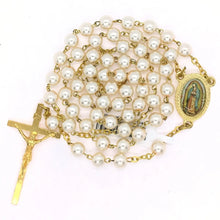 Cargar imagen en el visor de la galería, Rosario perla dorado | Modelo 256
