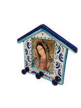 Cargar imagen en el visor de la galería, Porta llaves talavera Virgen de Guadalupe
