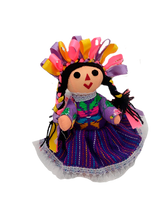 Cargar imagen en el visor de la galería, Muñeca de trapo
