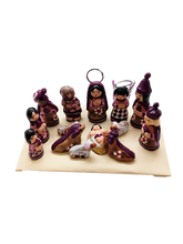 Cargar imagen en el visor de la galería, Nacimiento Mini Hecho De Barro
