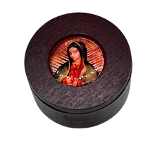 Cargar imagen en el visor de la galería, Estuche de Madera Virgen de Guadalupe
