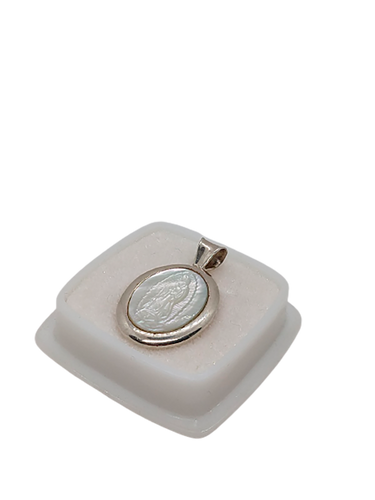 Medalla plata Virgen de Guadalupe | Tallada concha