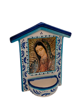 Cargar imagen en el visor de la galería, Pila De Agua Bendita Talavera  | Mod casita
