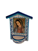 Cargar imagen en el visor de la galería, Pila De Agua Bendita Talavera  | Mod casita
