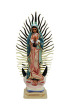 Cargar imagen en el visor de la galería, VIRGEN DE GUADALUPE RESINA / 20 CM
