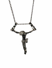 Cargar imagen en el visor de la galería, Cristo Olímpico con cadena plata
